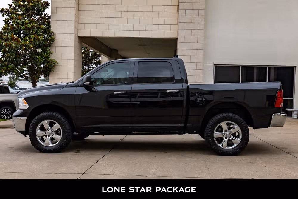 2017 Ram 1500 Lone Star Crew Cab Image 5