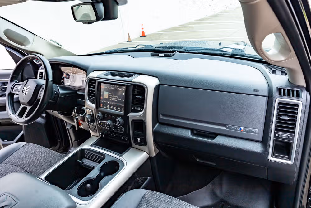 2017 Ram 1500 Lone Star Crew Cab Image 17