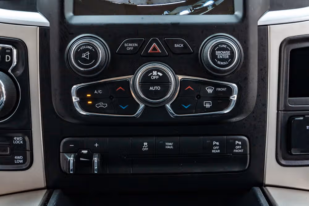 2017 Ram 1500 Lone Star Crew Cab Image 26
