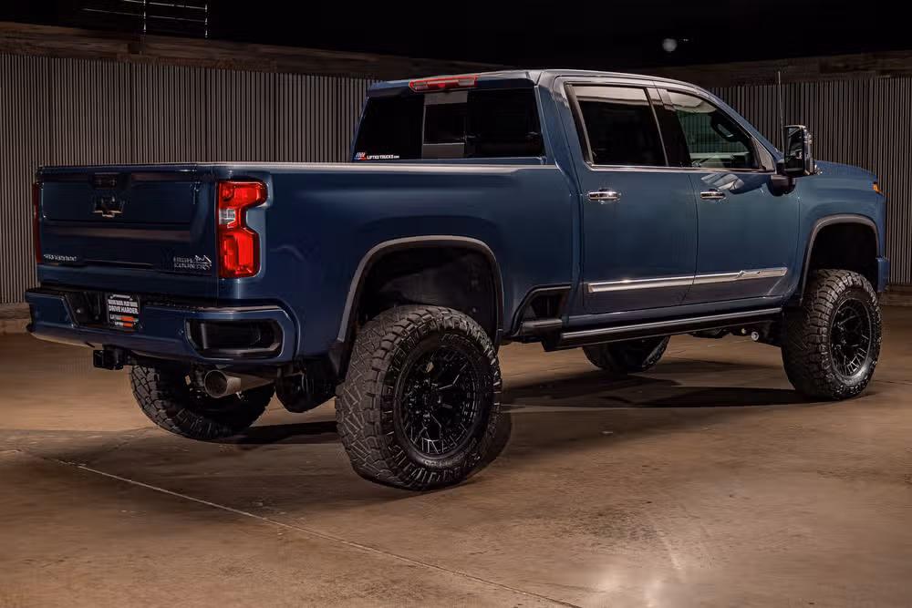 2024 Chevrolet Silverado 2500HD High Country Crew Cab Image 10