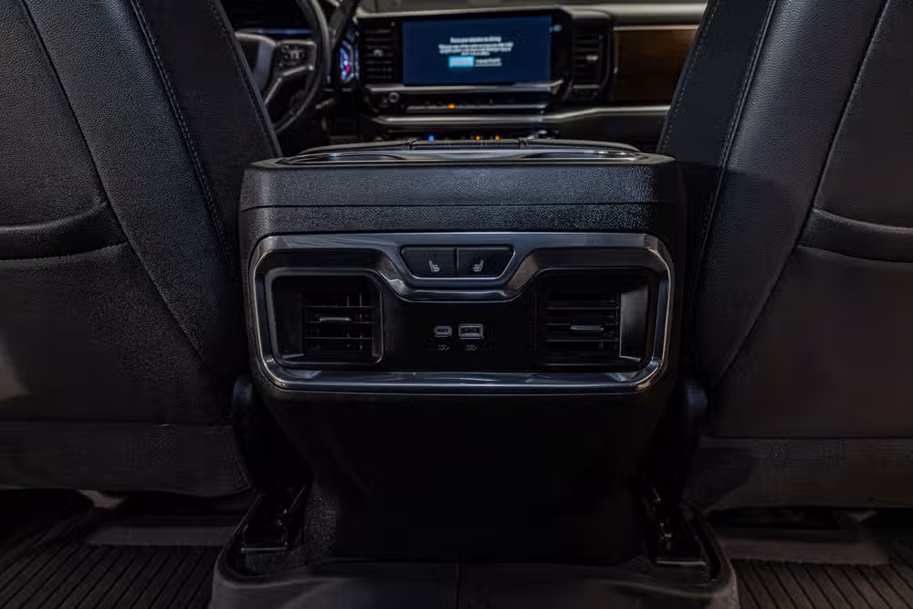 2024 Chevrolet Silverado 2500HD High Country Crew Cab Image 26