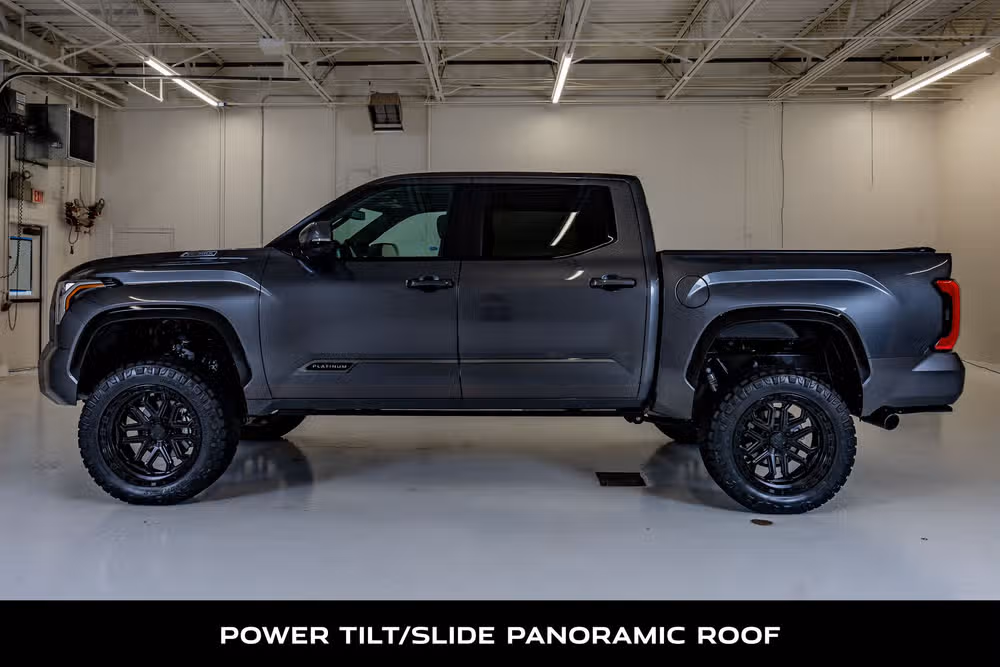 2025 Toyota Tundra Platinum HV CrewMax Image 6