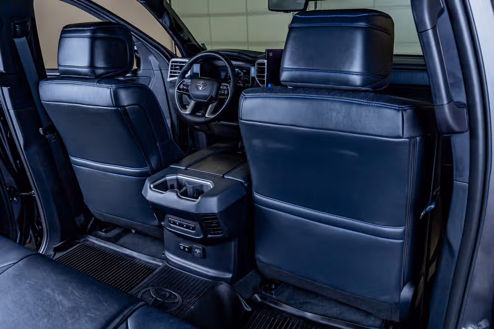 2025 Toyota Tundra Platinum HV CrewMax Image 33
