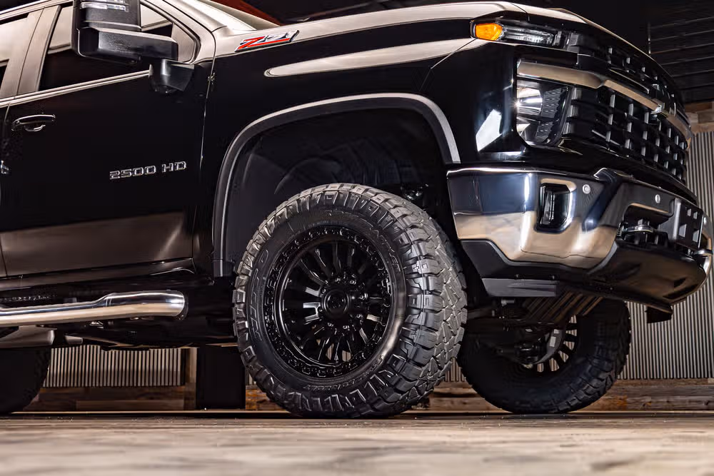 2025 Chevrolet Silverado 2500HD LT Crew Cab Image 16