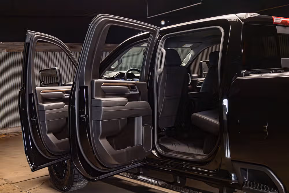2025 Chevrolet Silverado 2500HD LT Crew Cab Image 28