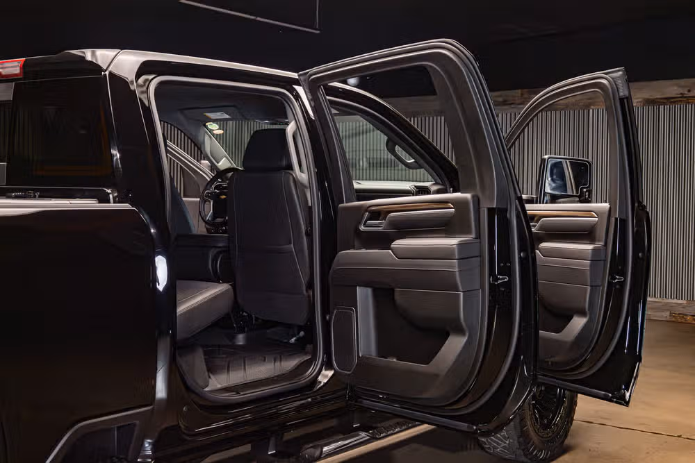 2025 Chevrolet Silverado 2500HD LT Crew Cab Image 30