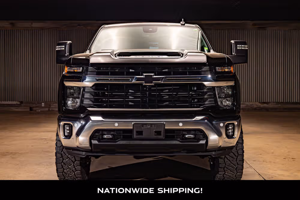 2025 Chevrolet Silverado 2500HD LT Crew Cab Image 4