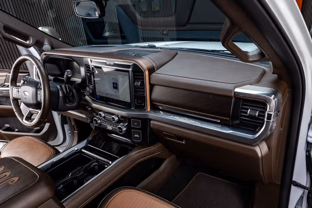 2026 Ford F-250 Super Duty King Ranch Crew Cab Image 17