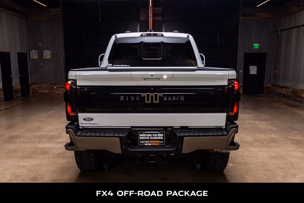 2026 Ford F-250 Super Duty King Ranch Crew Cab Image 7