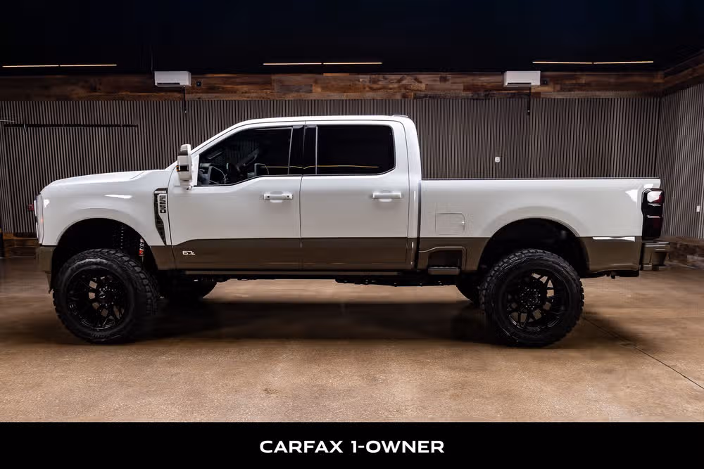 2026 Ford F-250 Super Duty King Ranch Crew Cab Image 5
