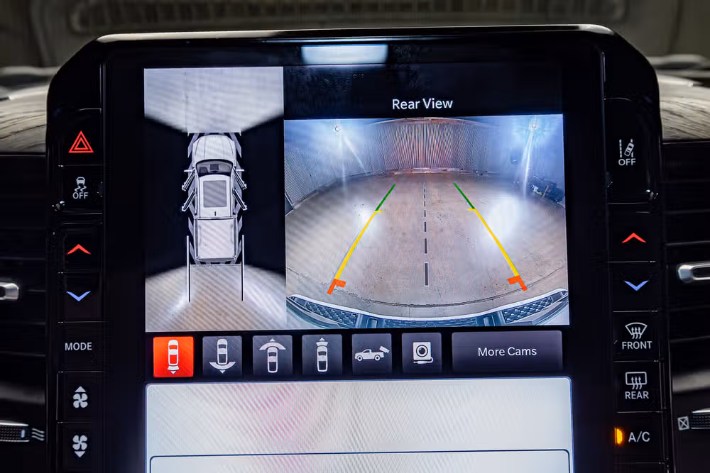 2025 Ram 1500 Limited Crew Cab Image 23