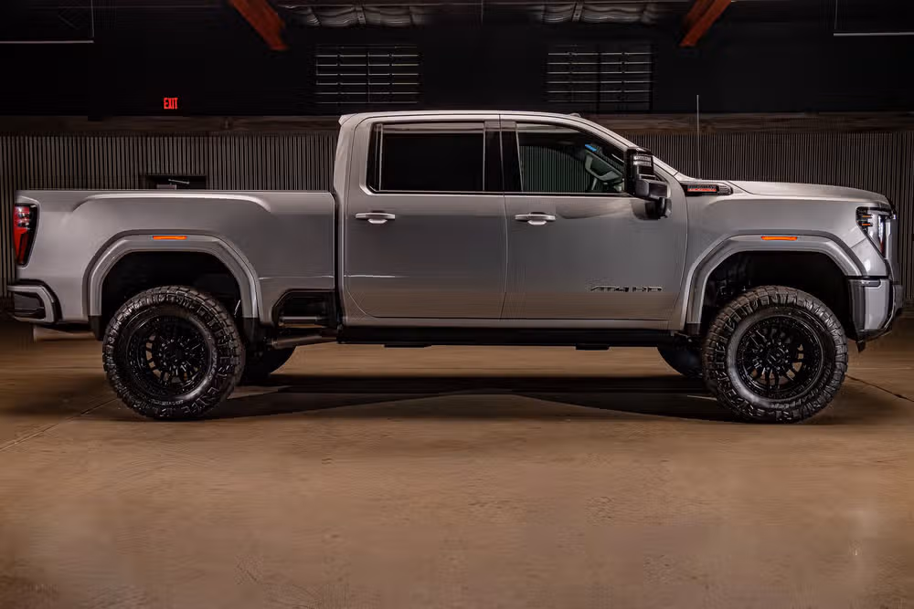 2026 GMC Sierra 2500HD AT4 Crew Cab Image 11