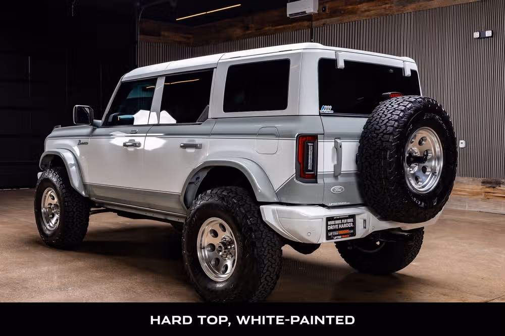 2023 Ford Bronco Heritage Edition Image 6