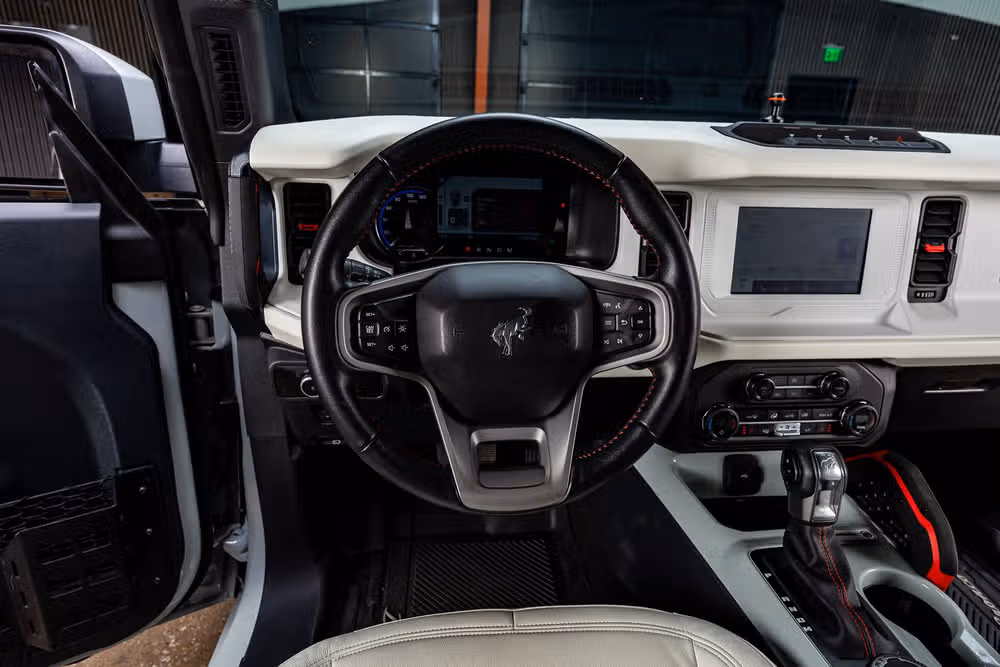 2023 Ford Bronco Heritage Edition Image 17