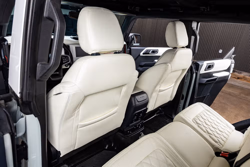 2023 Ford Bronco Heritage Edition Image 32