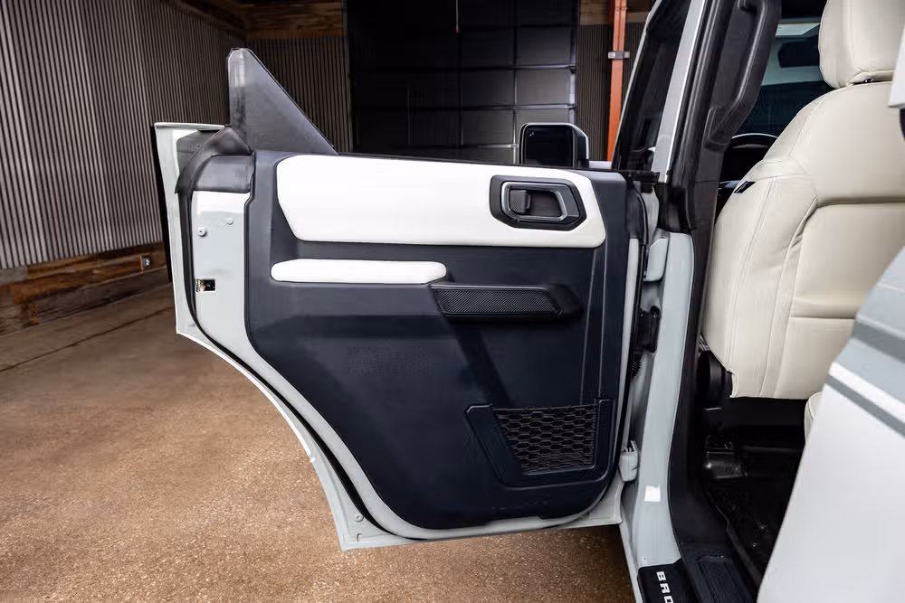 2023 Ford Bronco Heritage Edition Image 36