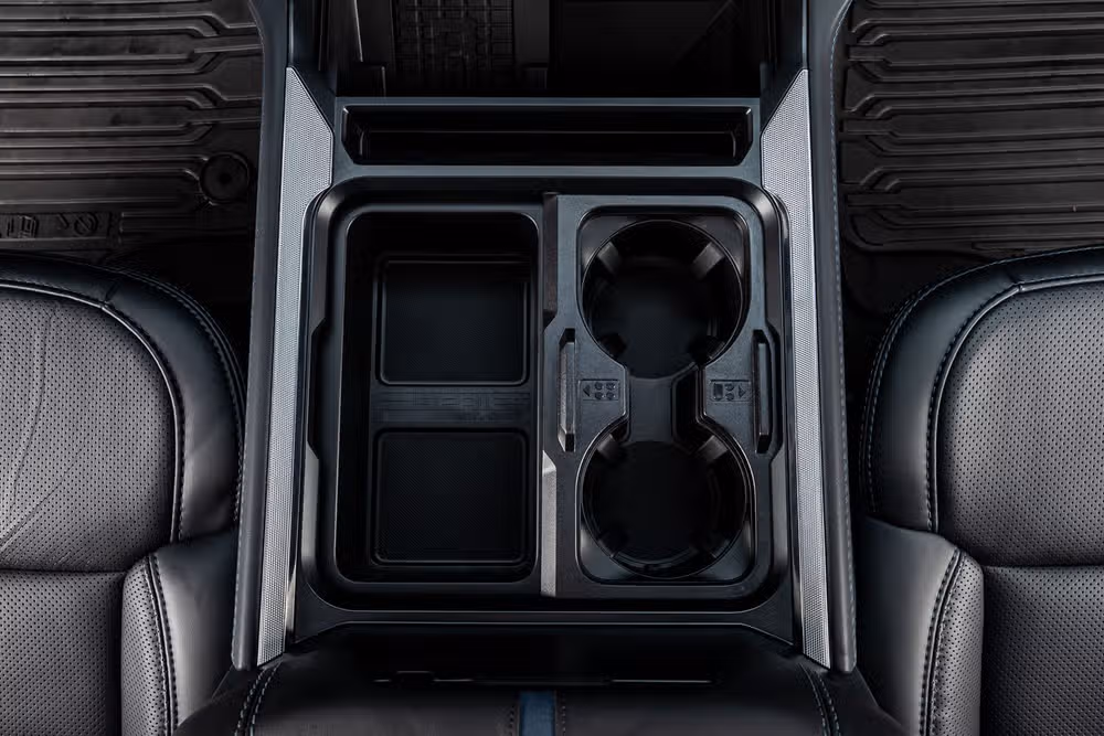 2026 Ford F-250 Super Duty Platinum Crew Cab Image 28