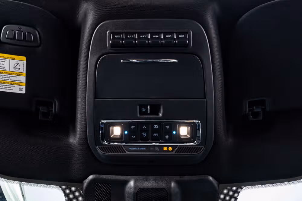 2026 Ford F-250 Super Duty Platinum Crew Cab Image 29