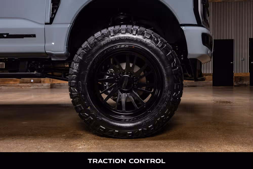 2026 Ford F-250 Super Duty Platinum Crew Cab Image 12