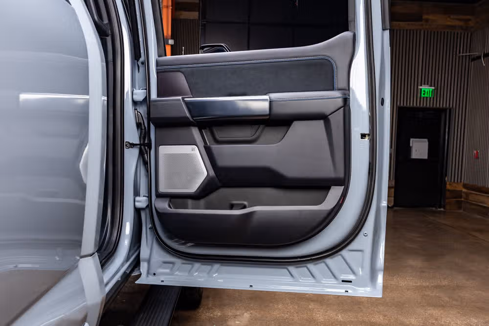2026 Ford F-250 Super Duty Platinum Crew Cab Image 40