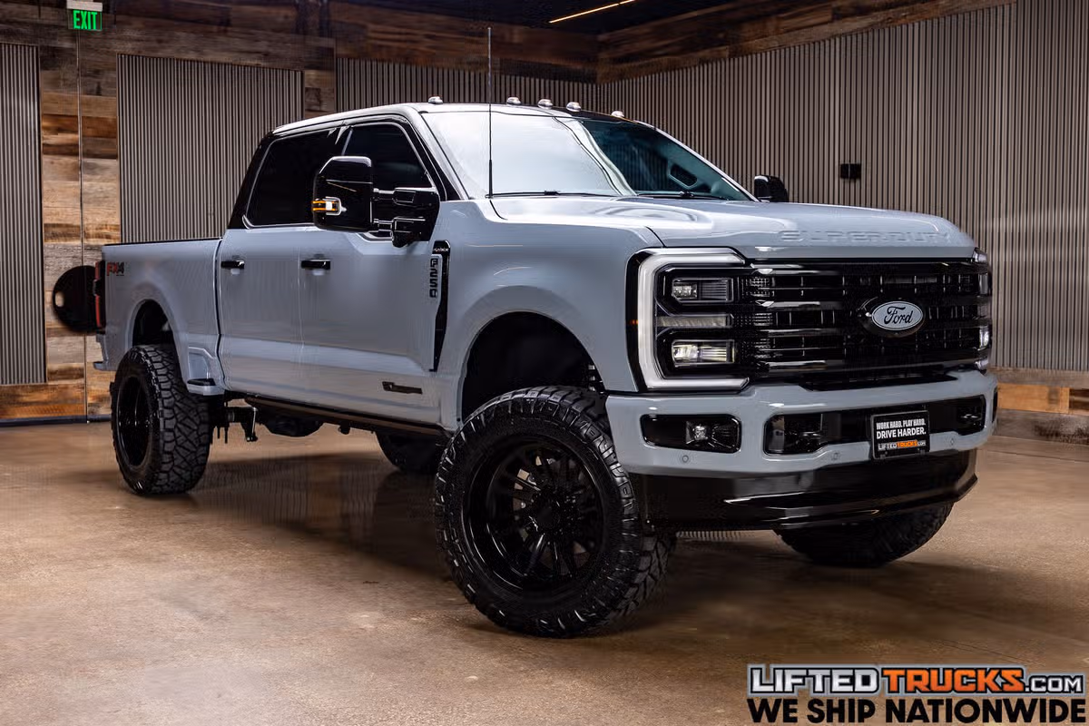 2026 Ford F-250 Super Duty Platinum Crew Cab