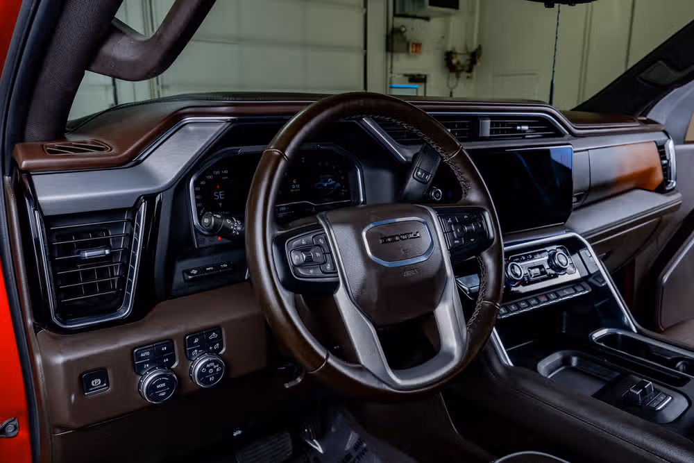 2024 GMC Sierra 2500HD Denali Reserve Crew Cab Image 17