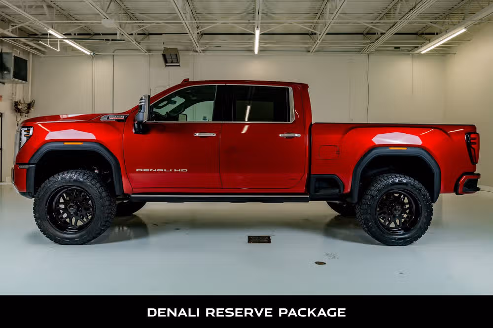 2024 GMC Sierra 2500HD Denali Reserve Crew Cab Image 6