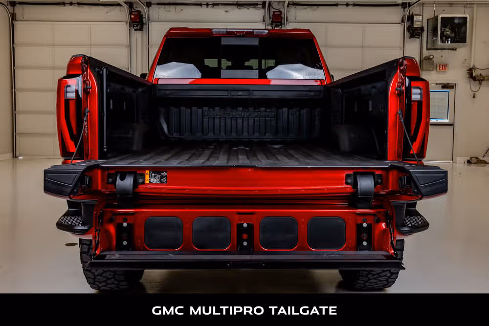 2024 GMC Sierra 2500HD Denali Reserve Crew Cab Image 9