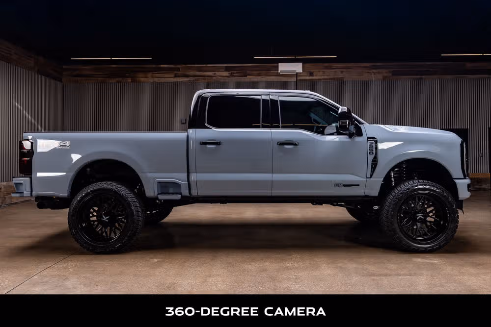 2026 Ford F-250 Super Duty Platinum Crew Cab Image 11