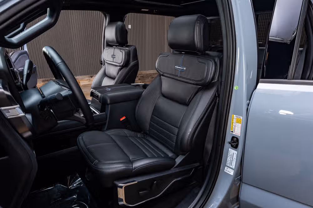 2026 Ford F-250 Super Duty Platinum Crew Cab Image 31