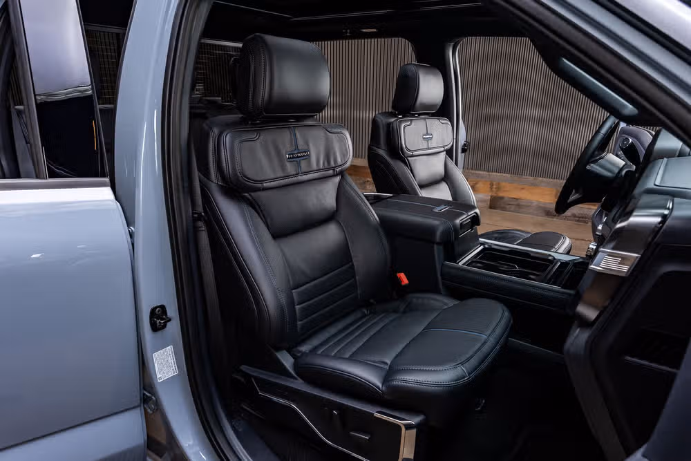 2026 Ford F-250 Super Duty Platinum Crew Cab Image 33