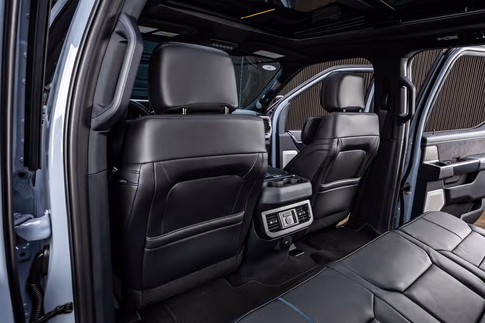 2026 Ford F-250 Super Duty Platinum Crew Cab Image 36