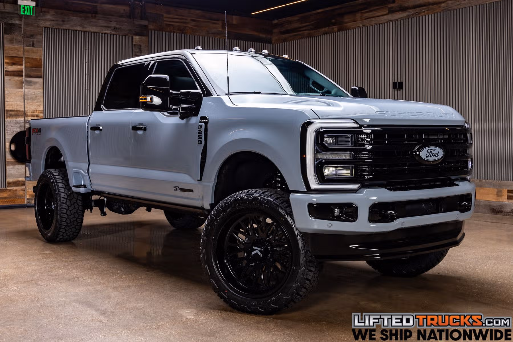 2026 Ford F-250 Super Duty Platinum Crew Cab Image 1