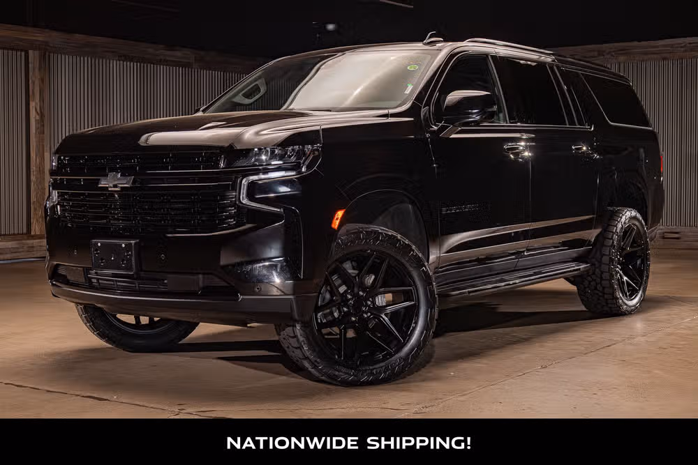 2024 Chevrolet Suburban RST Image 4