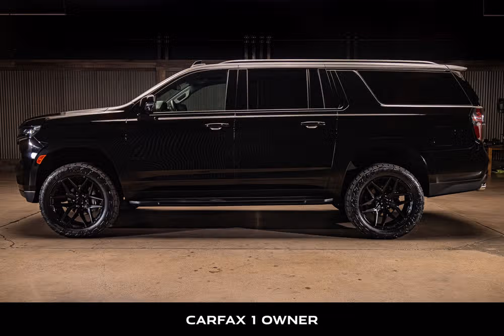 2024 Chevrolet Suburban RST Image 5