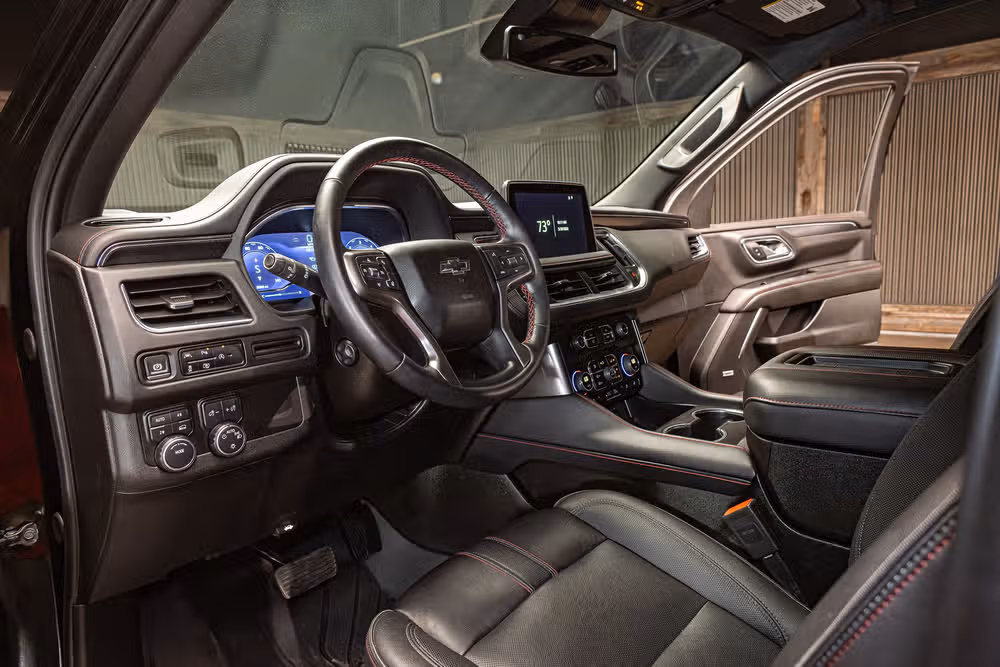 2024 Chevrolet Suburban RST Image 12