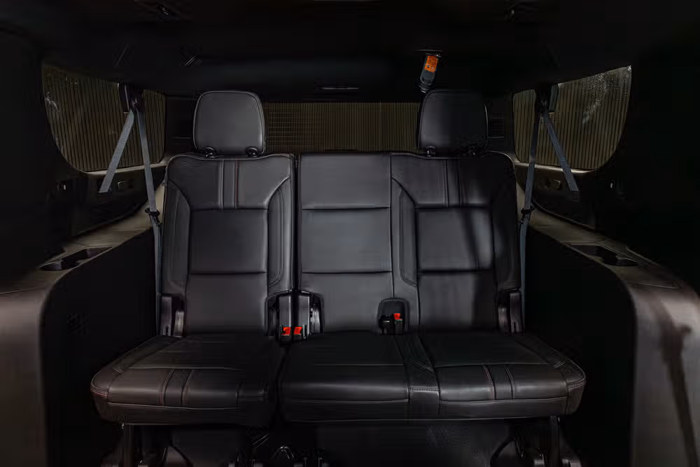 2024 Chevrolet Suburban RST Image 24