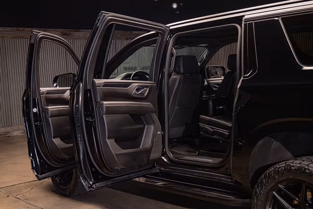 2024 Chevrolet Suburban RST Image 28
