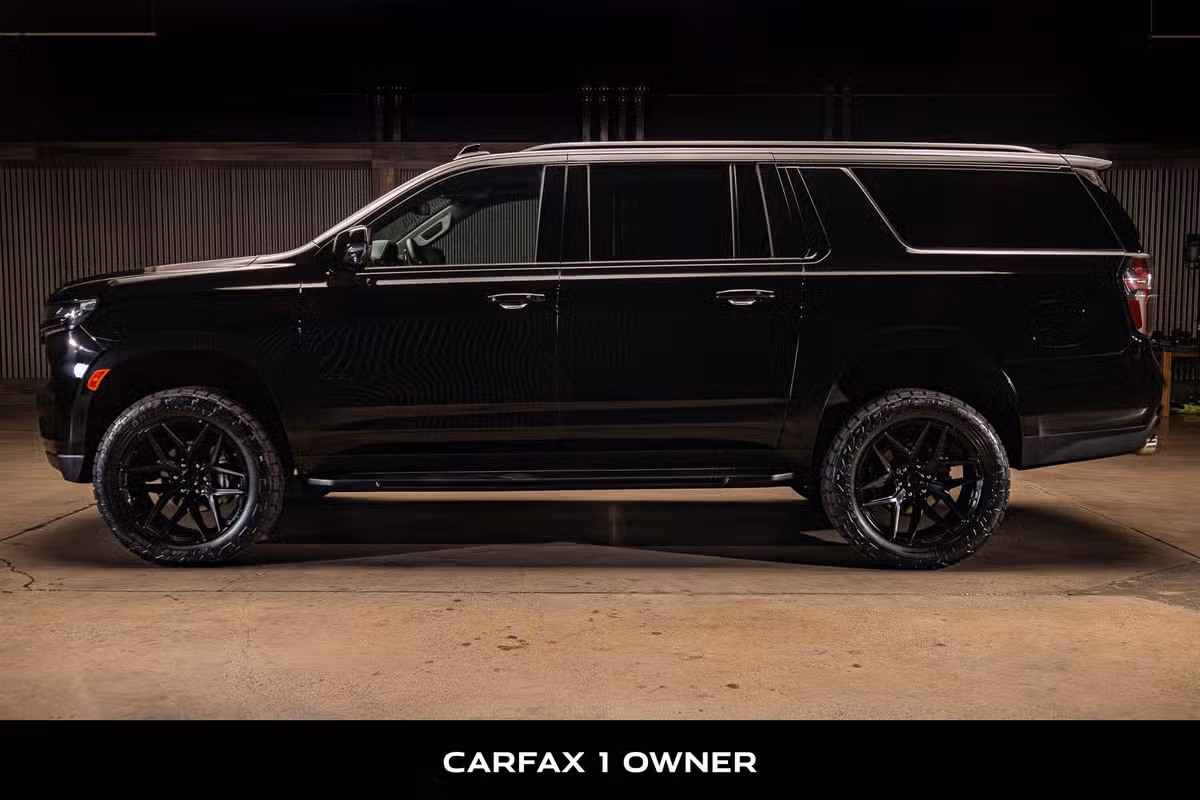 2024 Chevrolet Suburban RST