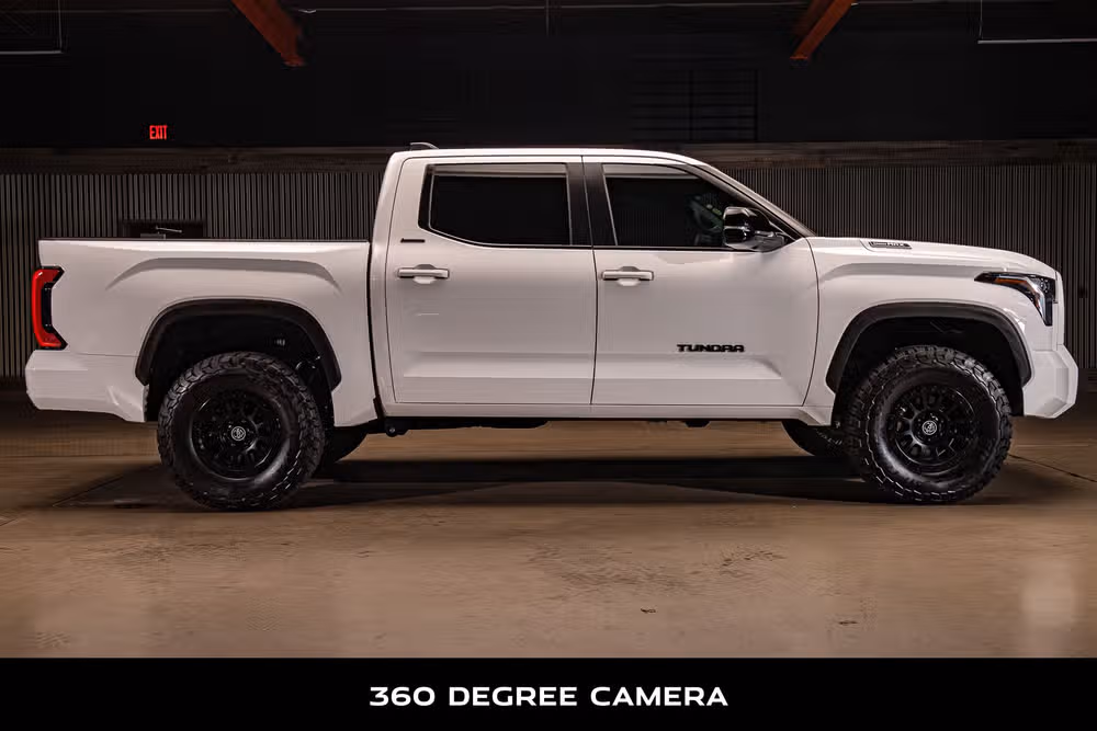2026 Toyota Tundra Limited HV CrewMax Image 10