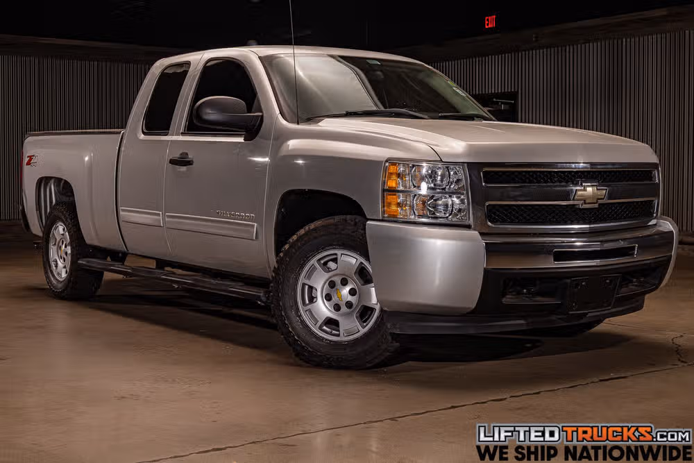 2011 Chevrolet Silverado 1500 LT Extended Cab Image 1