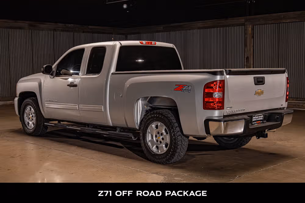 2011 Chevrolet Silverado 1500 LT Extended Cab Image 6