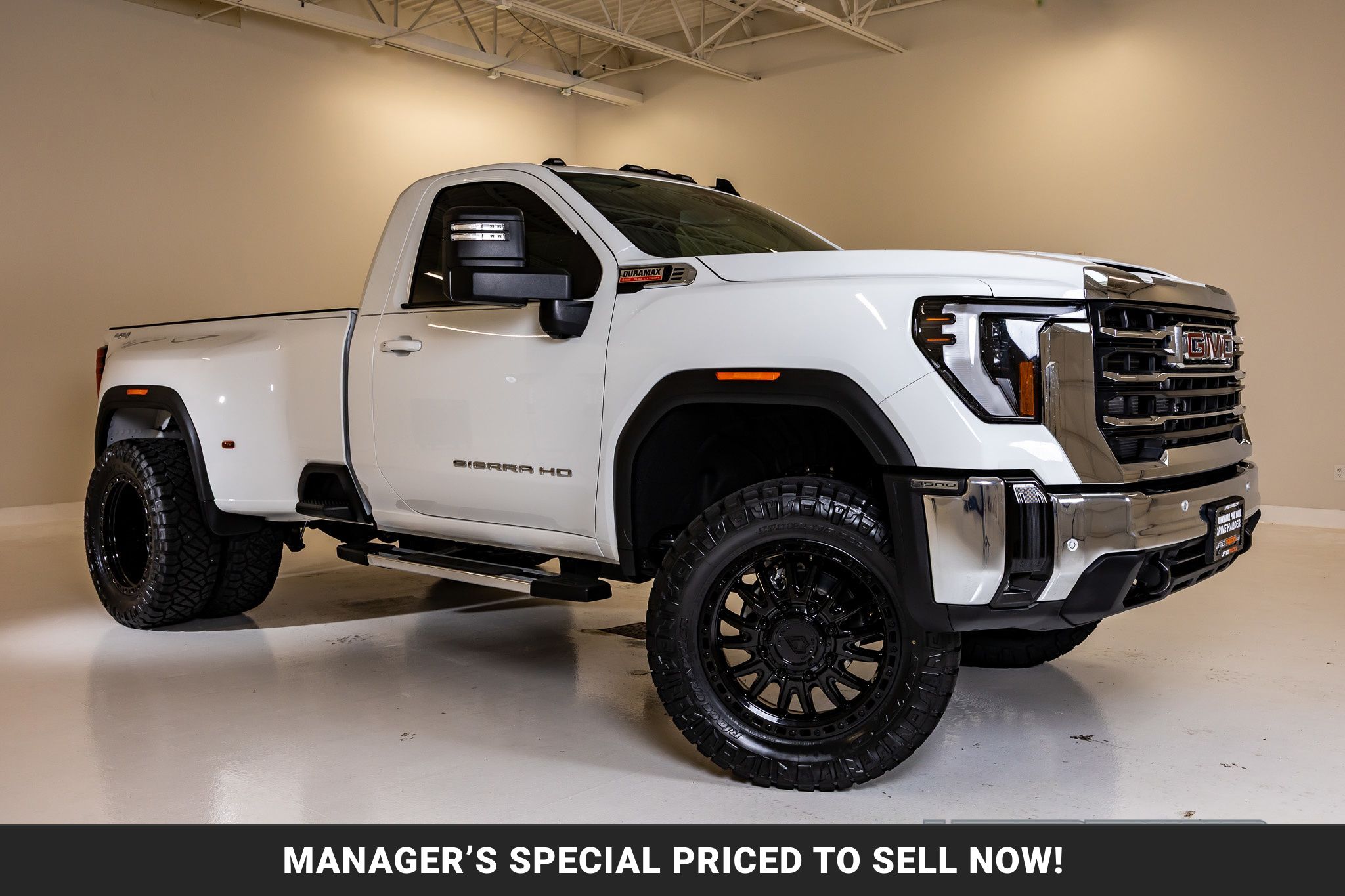 Summit White 2026 GMC Sierra 3500HD Pickup Truck Four-Wheel Drive Automatic