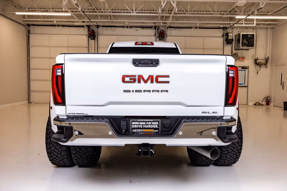 2026 GMC Sierra 3500HD SLE Regular Cab Image 8