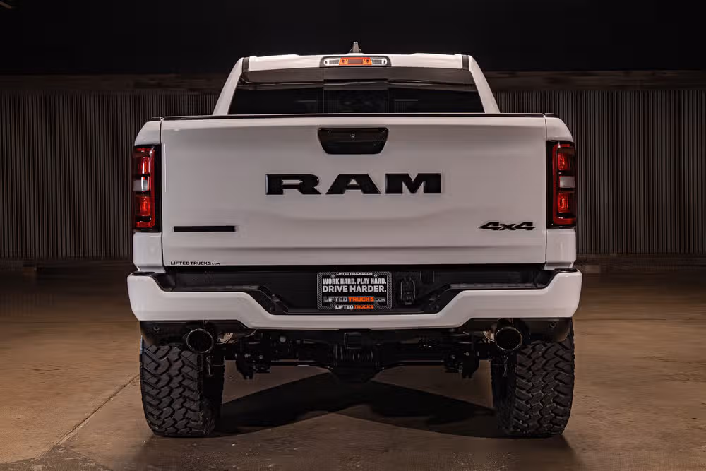 2025 Ram 1500 Big Horn Crew Cab Image 8