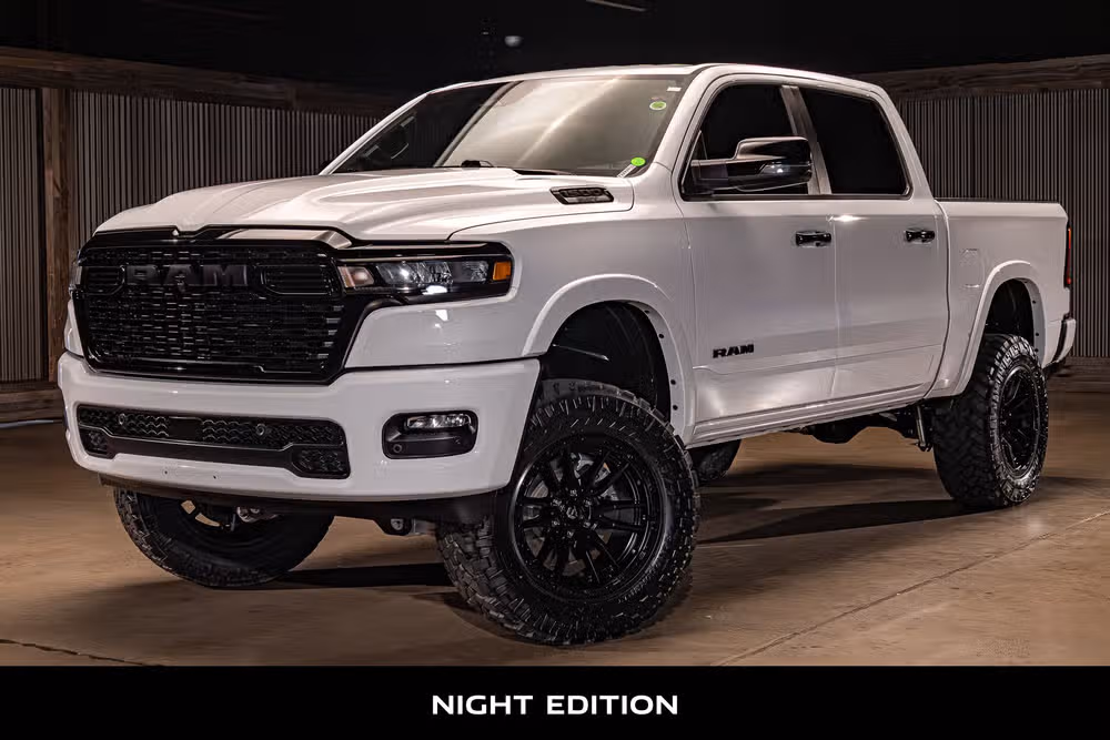 2025 Ram 1500 Big Horn Crew Cab Image 5