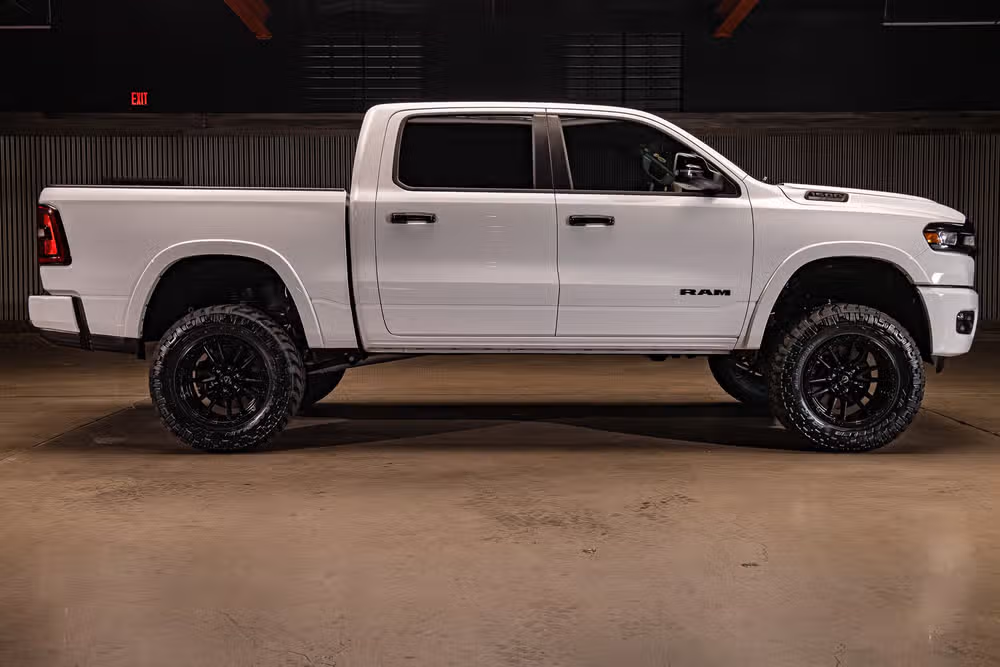 2025 Ram 1500 Big Horn Crew Cab Image 11