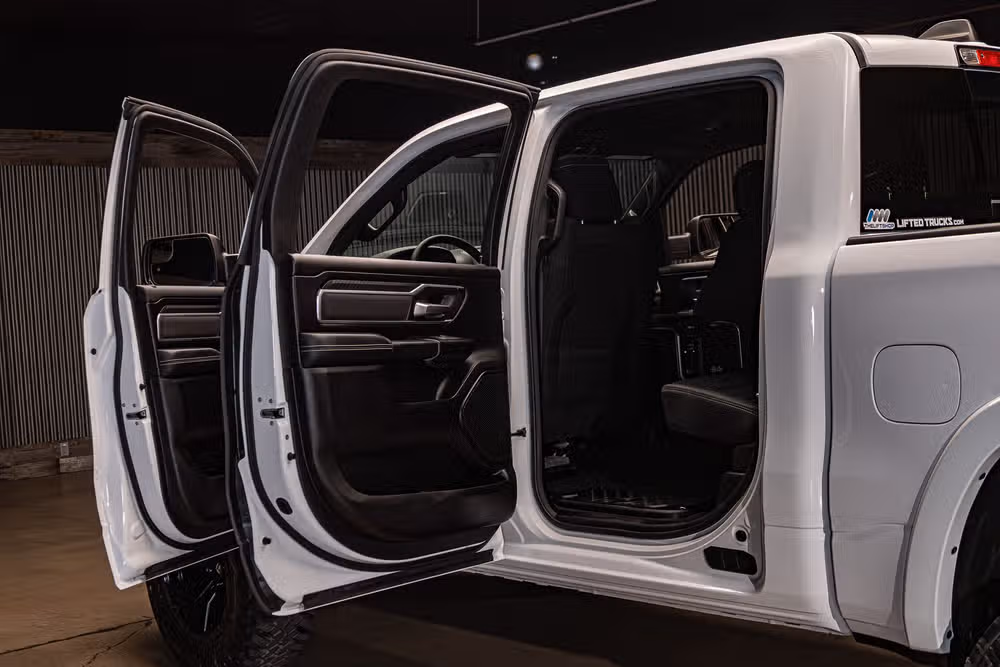 2025 Ram 1500 Big Horn Crew Cab Image 31