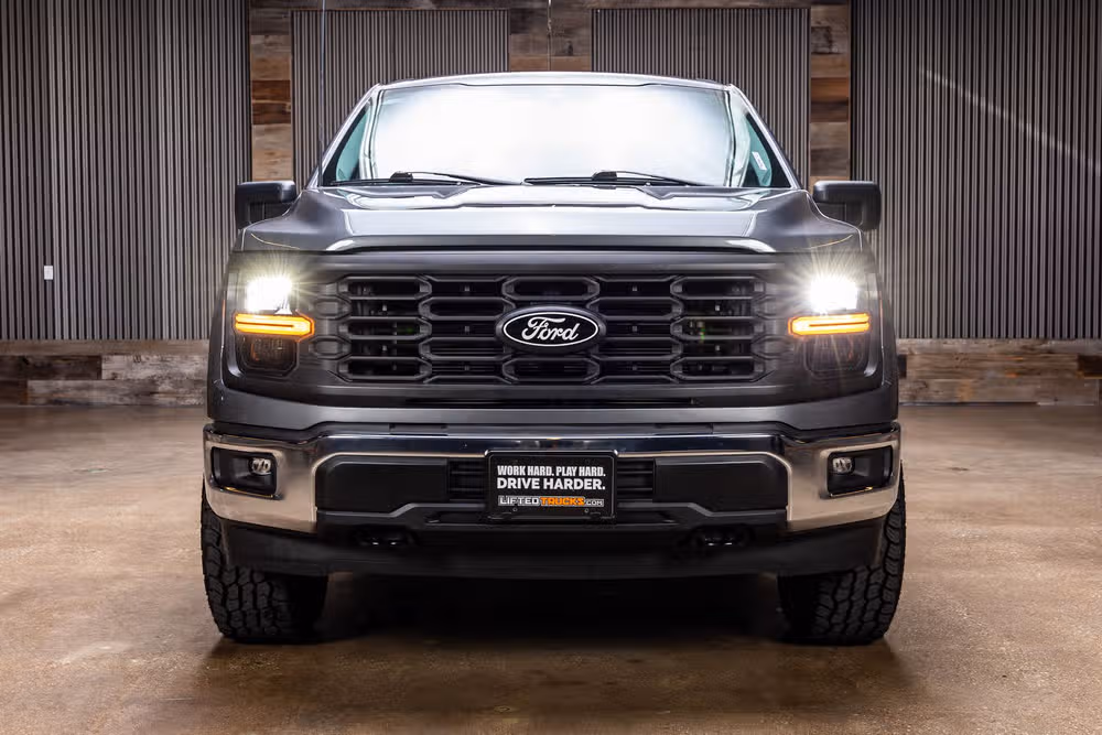 2025 Ford F-150 XL Regular Cab Image 2