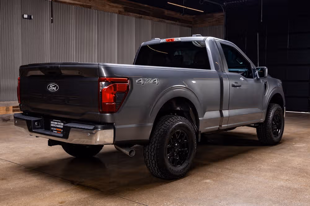 2025 Ford F-150 XL Regular Cab Image 9